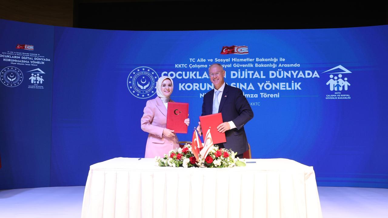 Bakan Göktaş: “Çocuklarımızı Algoritmaların İnsafına Terk Edemeyiz”