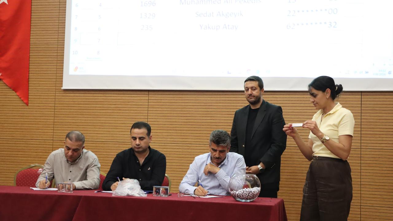 Şanlıurfa Büyükşehir Belediyesinde 12 İşçi İçin Kura Çekimi Yapıldı