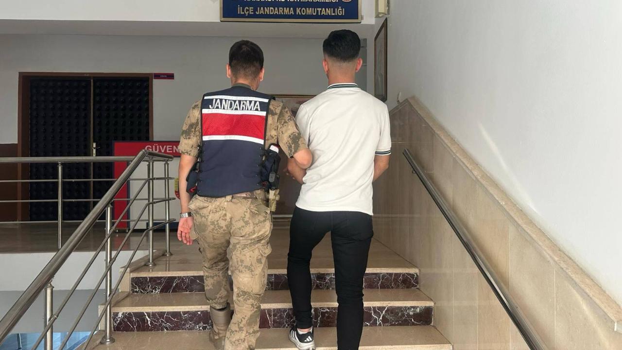 Şanlıurfa’da Hakkında 8 Yıl 4 Ay Hapis Cezası Bulunan Firari Yakalandı