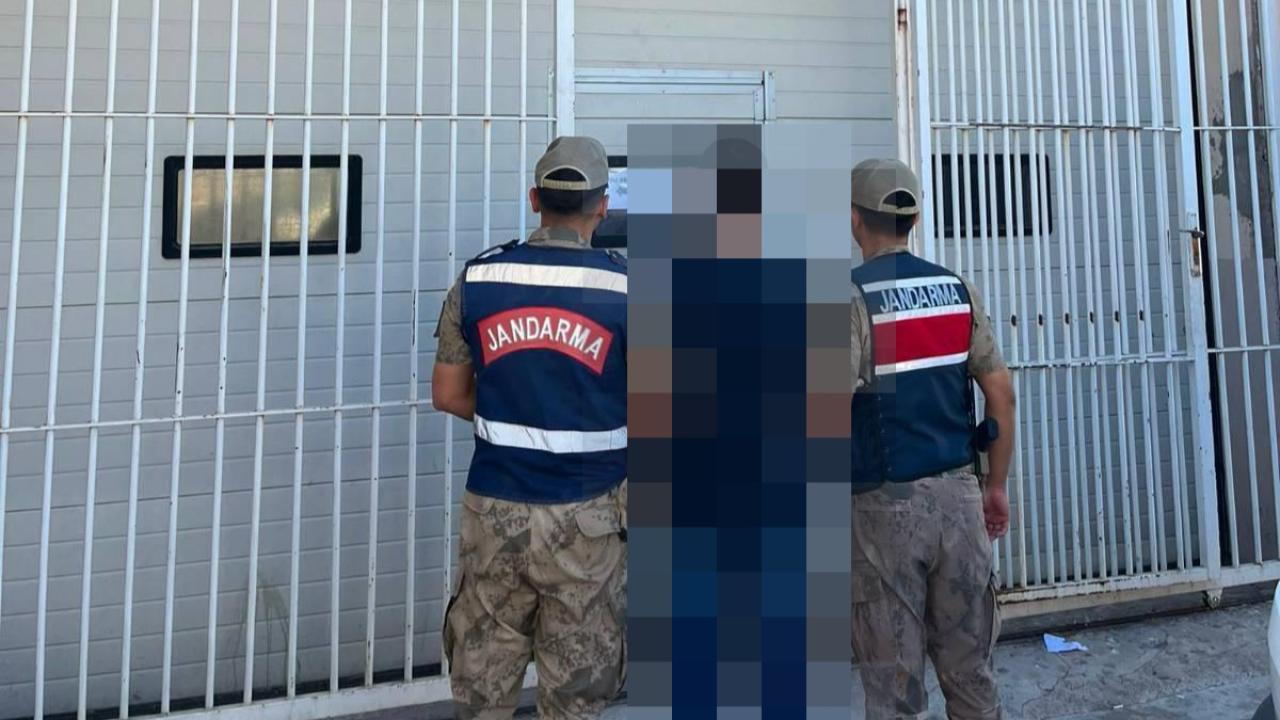 Şanlıurfa'da 4 Yıl 2 Ay Hapis Cezası Bulunan Firari Yakalandı