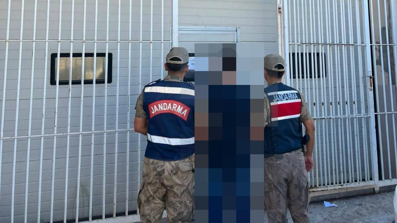 Şanlıurfa'da 4 Yıl 2 Ay Hapis Cezası Bulunan Firari Yakalandı