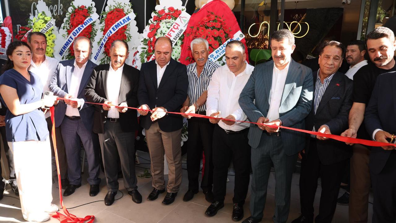 Şanlıurfa'da Model Akıl Eğitim Kurumları'nın Yeni Şubesi Gold Loca Görkemli Bir Törenle Hizmete Açıldı